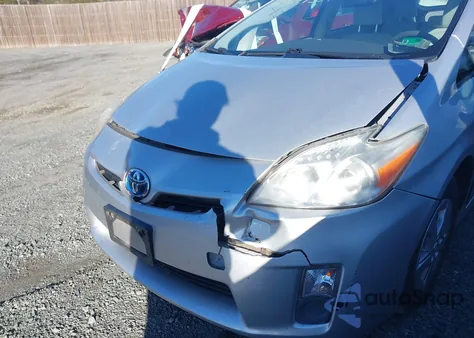 2010 Toyota Prius Iii z USA, uszkodzony, nr VIN JTDKN3DU0A0011784